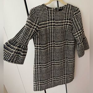 Zara Women dress long-sleeves, Size XS
